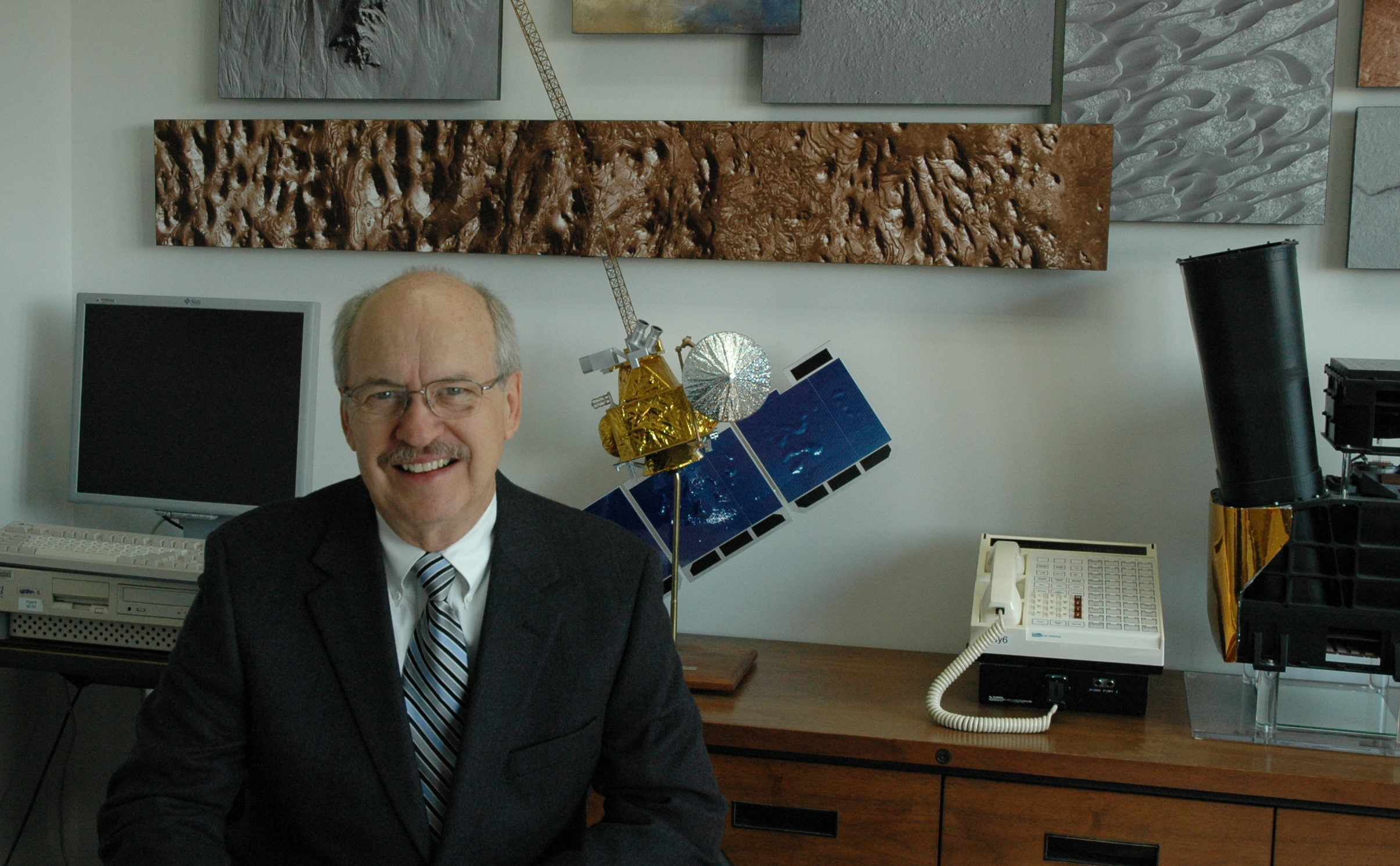 Mars Odyssey Project Manager Gaylon McSmith, of NASA's Jet Propulsion Laboratory