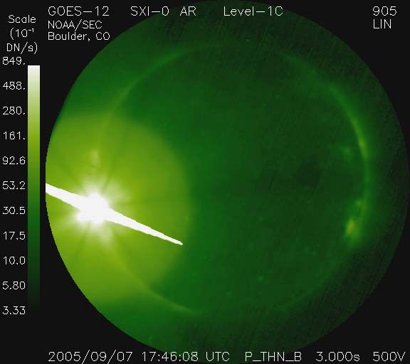 solar-flare-20050907.jpg