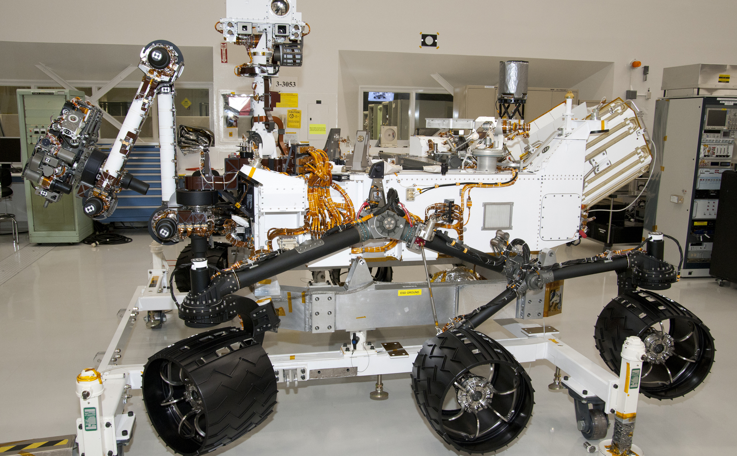 NASA Mars Rover Curiosity at JPL, Side View