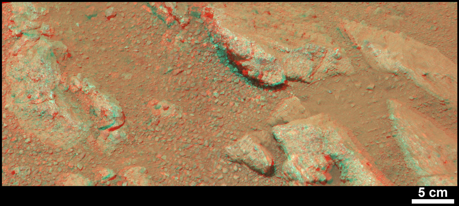Evidence About a Martian Streambed (Stereo - Raw Color)