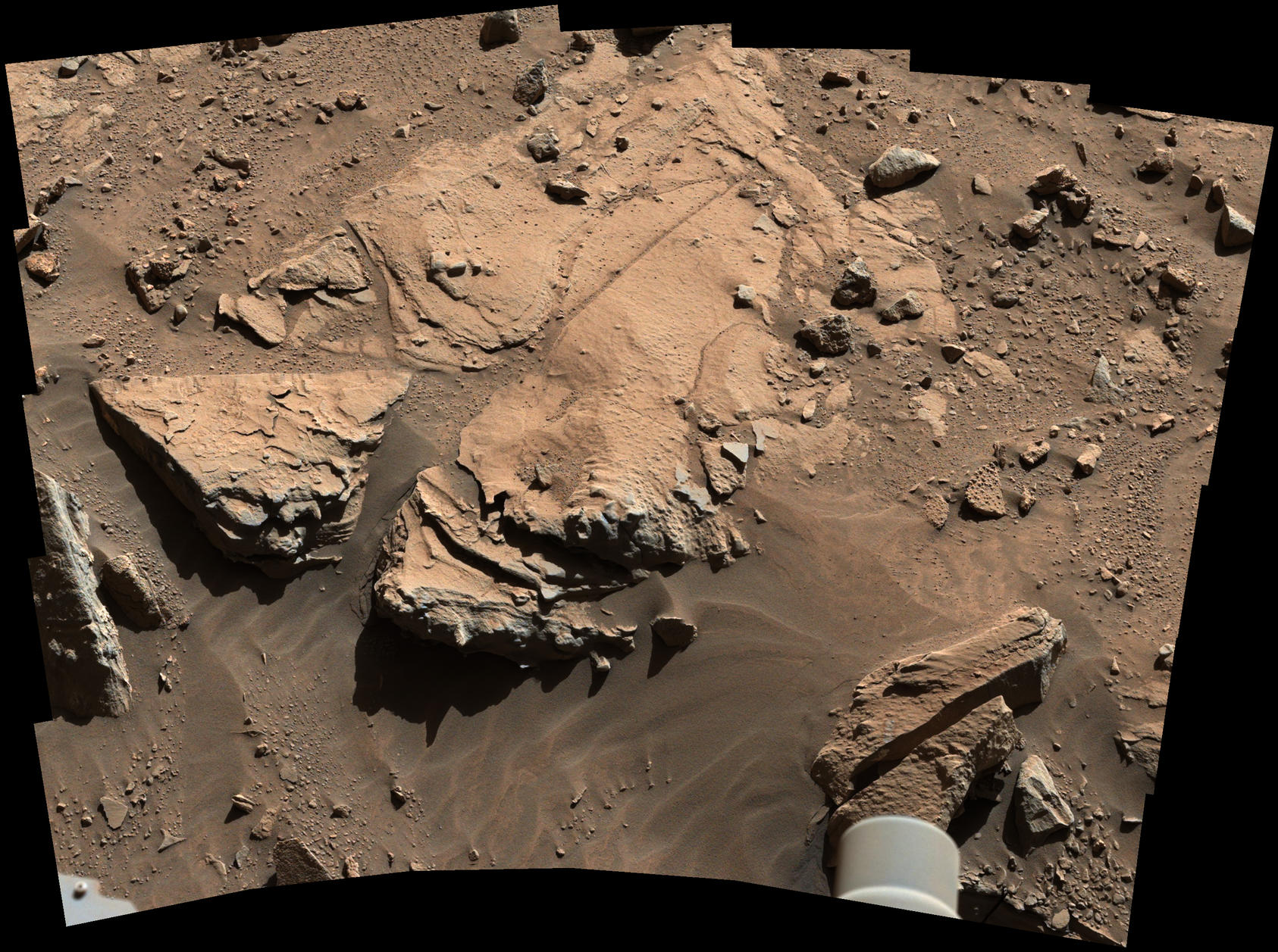 Curiosity Mars Rover Beside Sandstone Target 'Windjana'